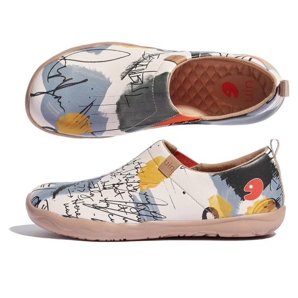 NWT UIN Women’s Comfortable PU LEATHER Shoes/My Trip Diary/US7 - Picture 2 of 9